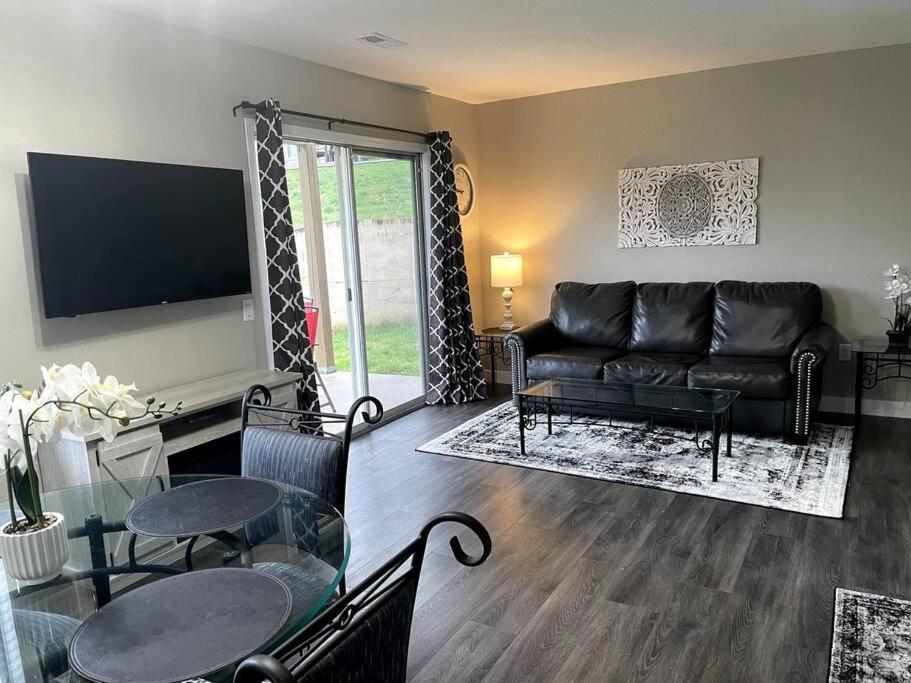 New Remodeled Luxury Condo By The Lake, No Stairs! Branson Extérieur photo