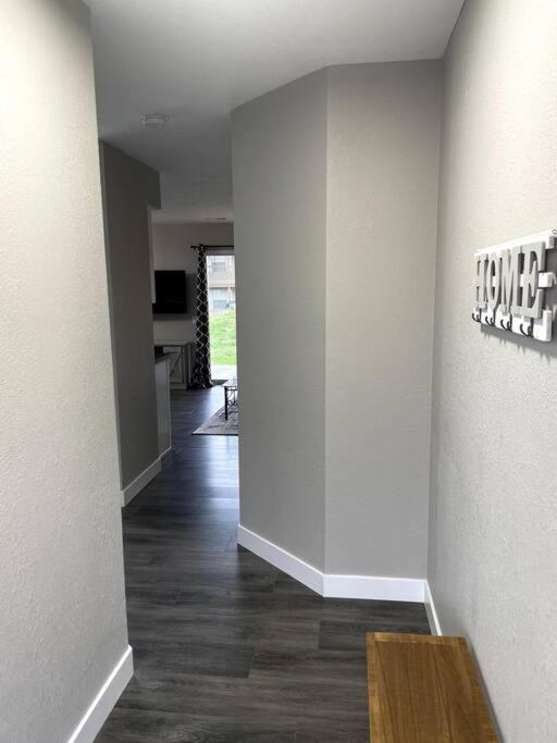 New Remodeled Luxury Condo By The Lake, No Stairs! Branson Extérieur photo